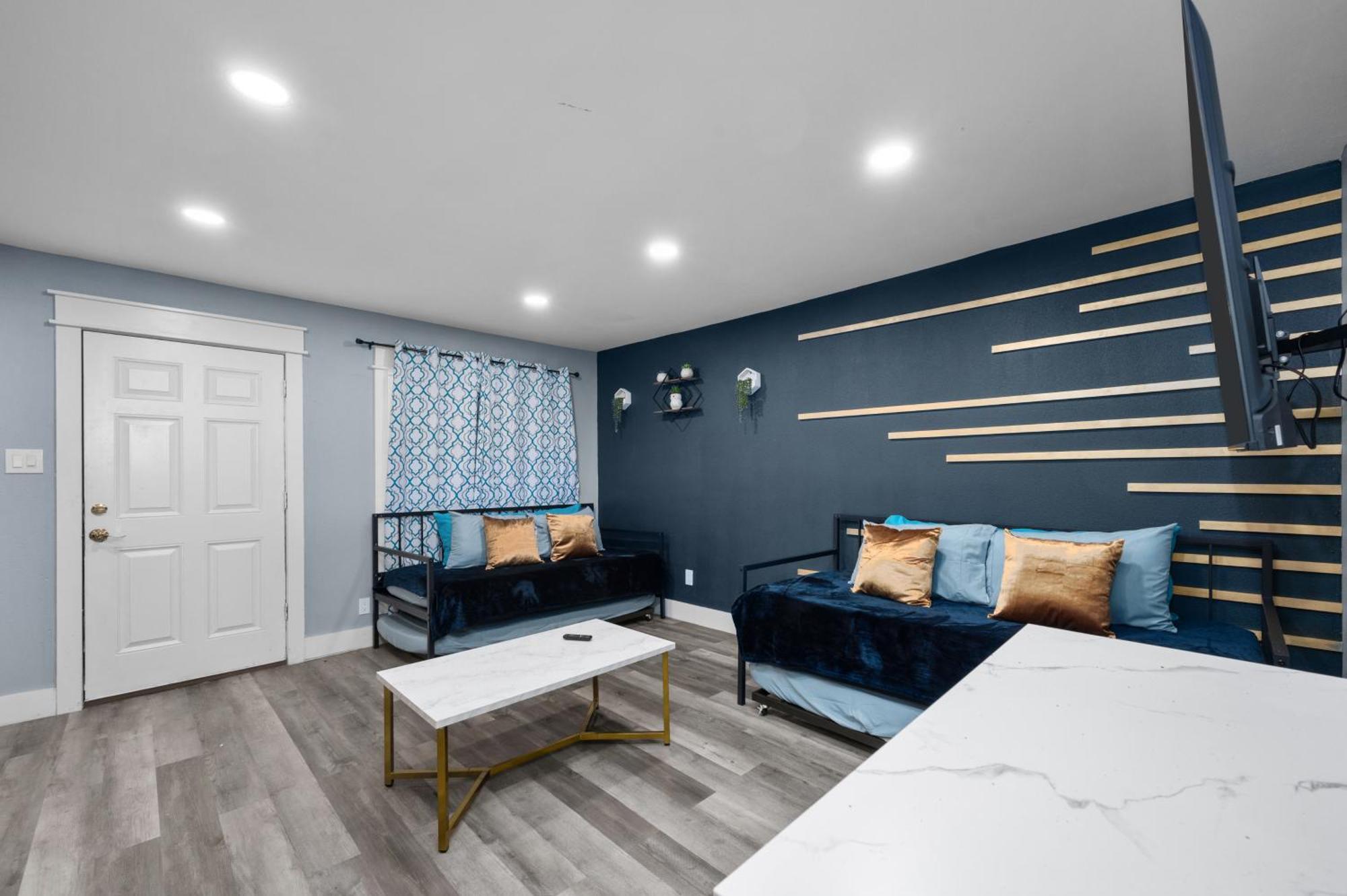Cute And Stylish 1Br Apt With Pool & Free Park ヒューストン エクステリア 写真