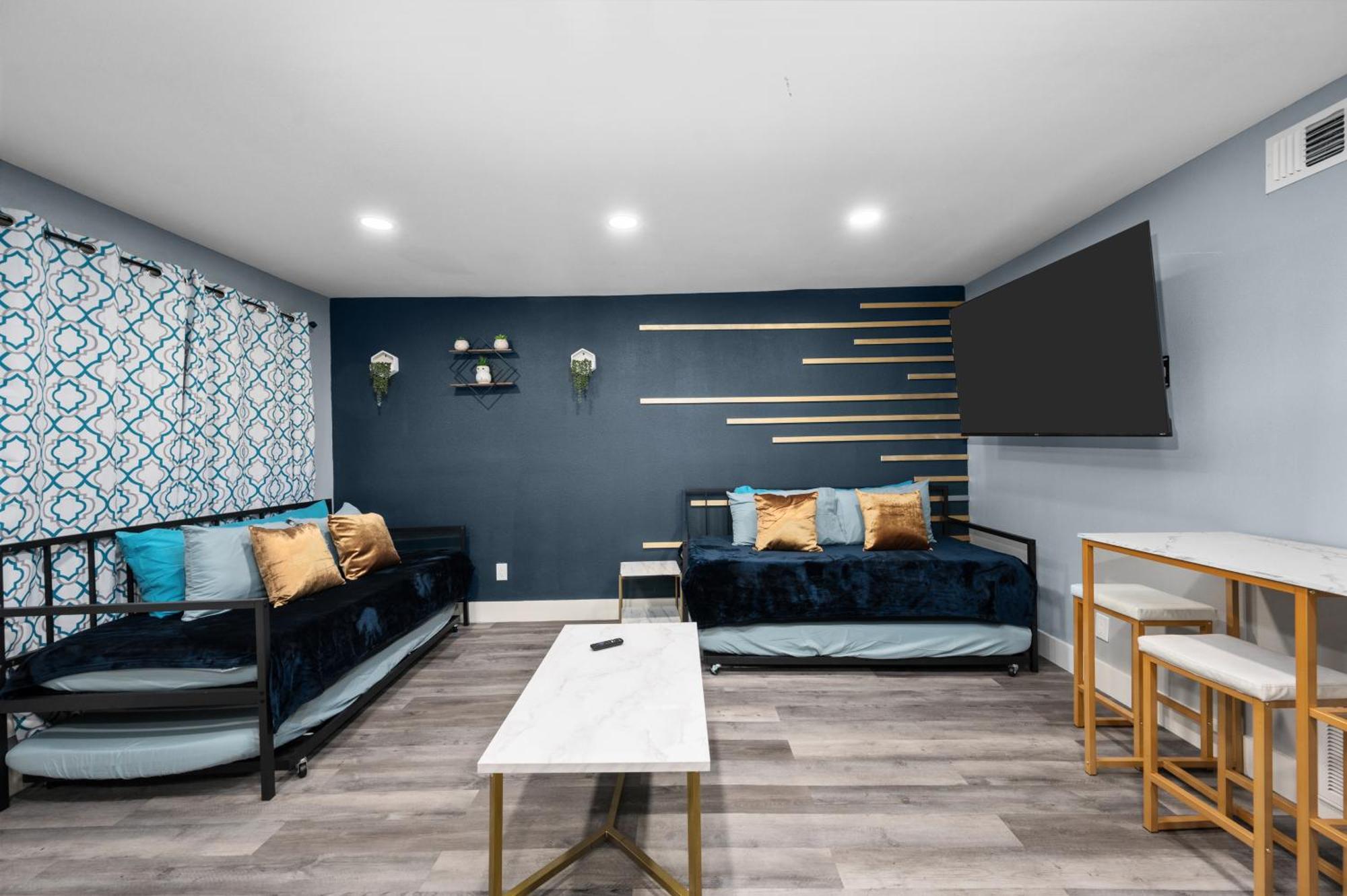 Cute And Stylish 1Br Apt With Pool & Free Park ヒューストン エクステリア 写真